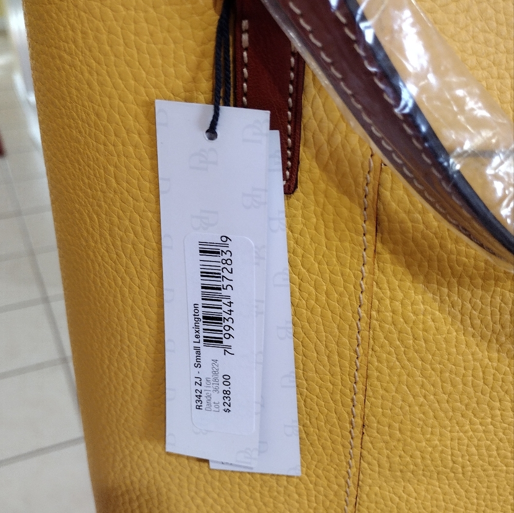 NWT Dooney & Bourke Pebble  Grain Lexington Shopper Tote - Picture 7 of 15